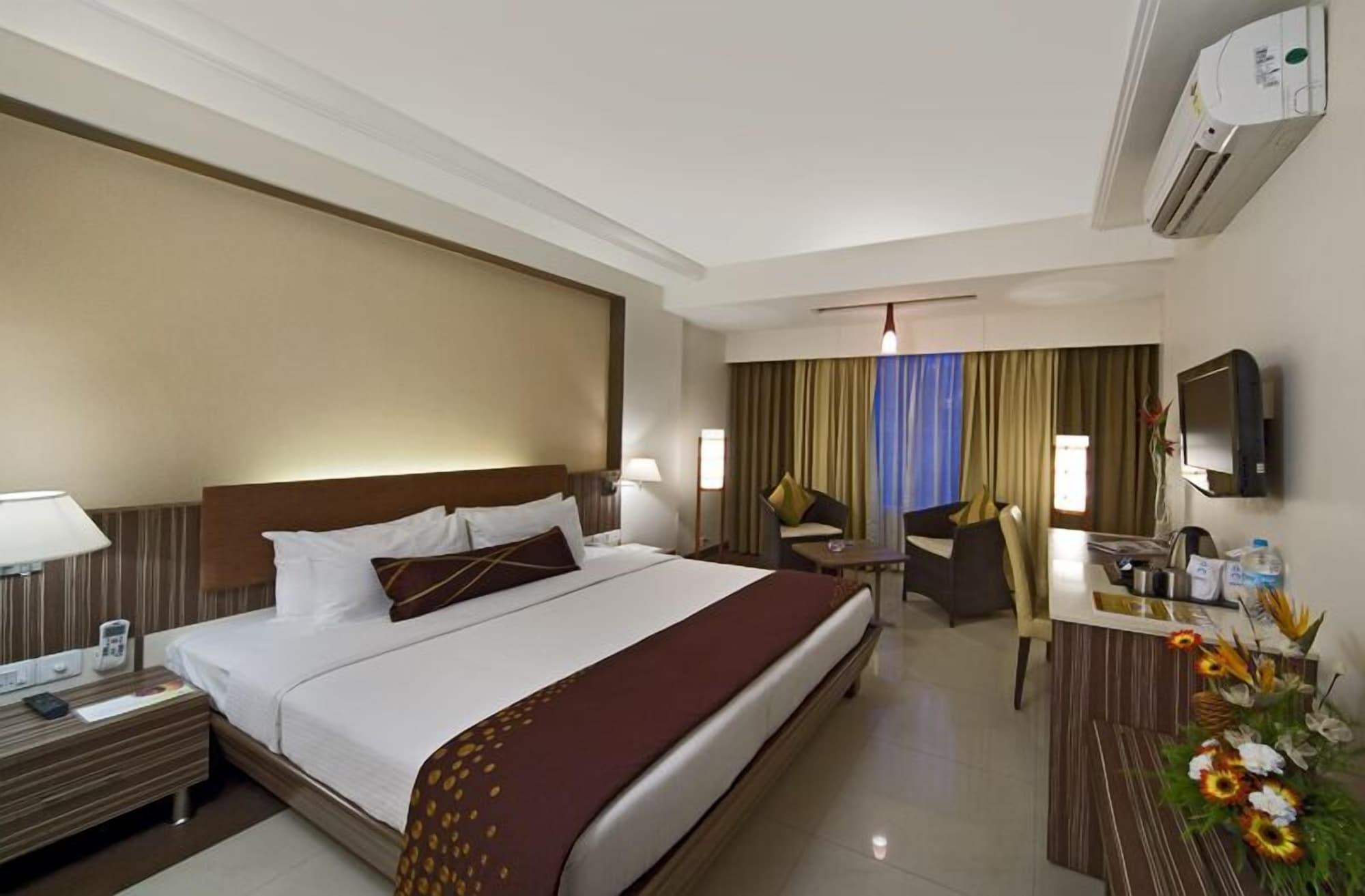 Kapila Business Hotel Pune Zewnętrze zdjęcie