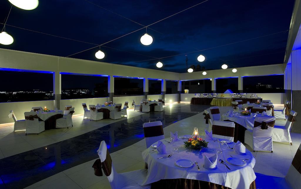 Kapila Business Hotel Pune Zewnętrze zdjęcie