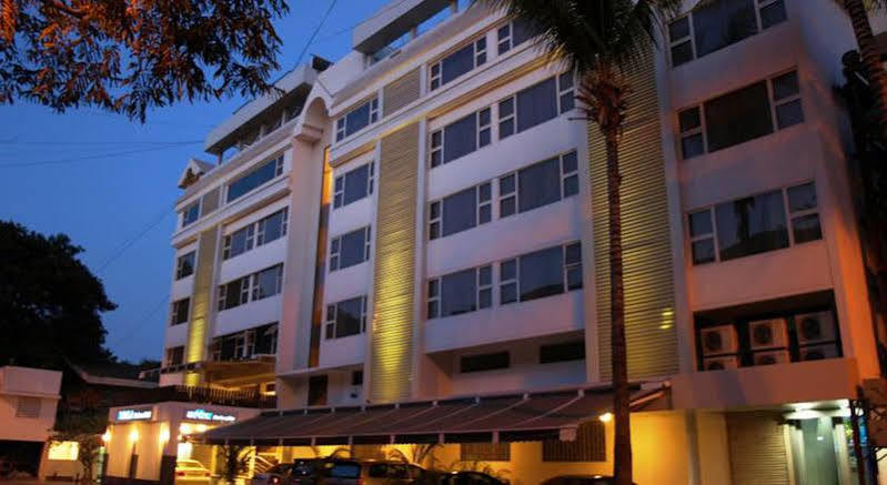Kapila Business Hotel Pune Zewnętrze zdjęcie